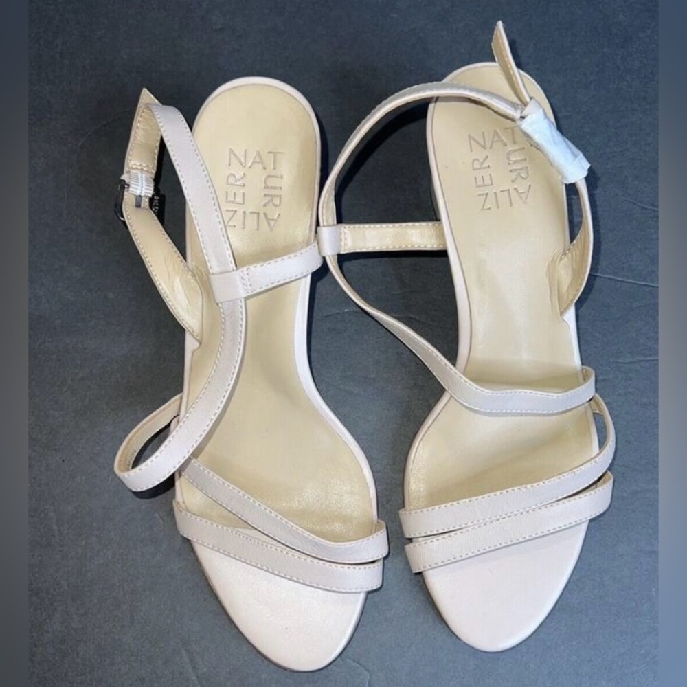 Naturalizer Vanessa Strappy Heeled Sandals 3” heel Nude Pink Size 8.5 NEW